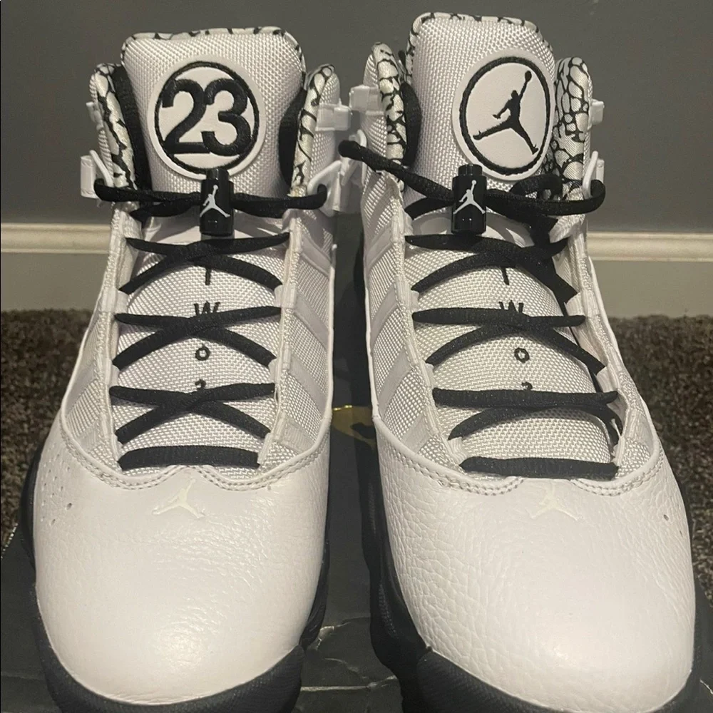 Jordan - Picture 2 of 3